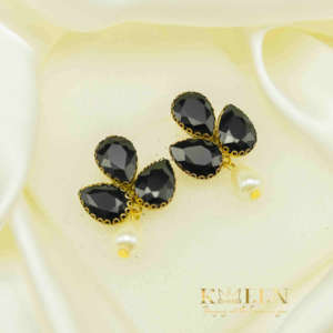 Crystal Drop Earrings black