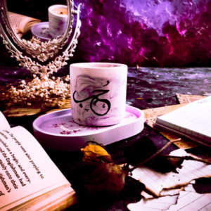 Marrah Jameela - Handpainted Scented Concrete Candle