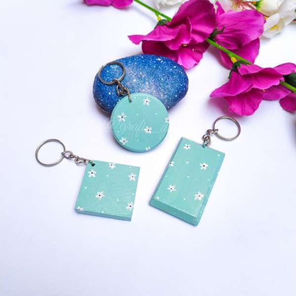 Cute Daisy Keychains Blue