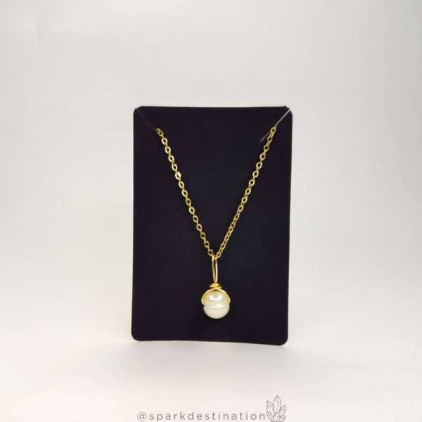 Pearl Elegant Pendant