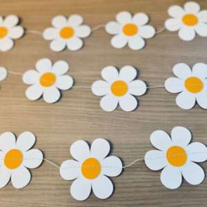 Retro Daisy Paper Garland